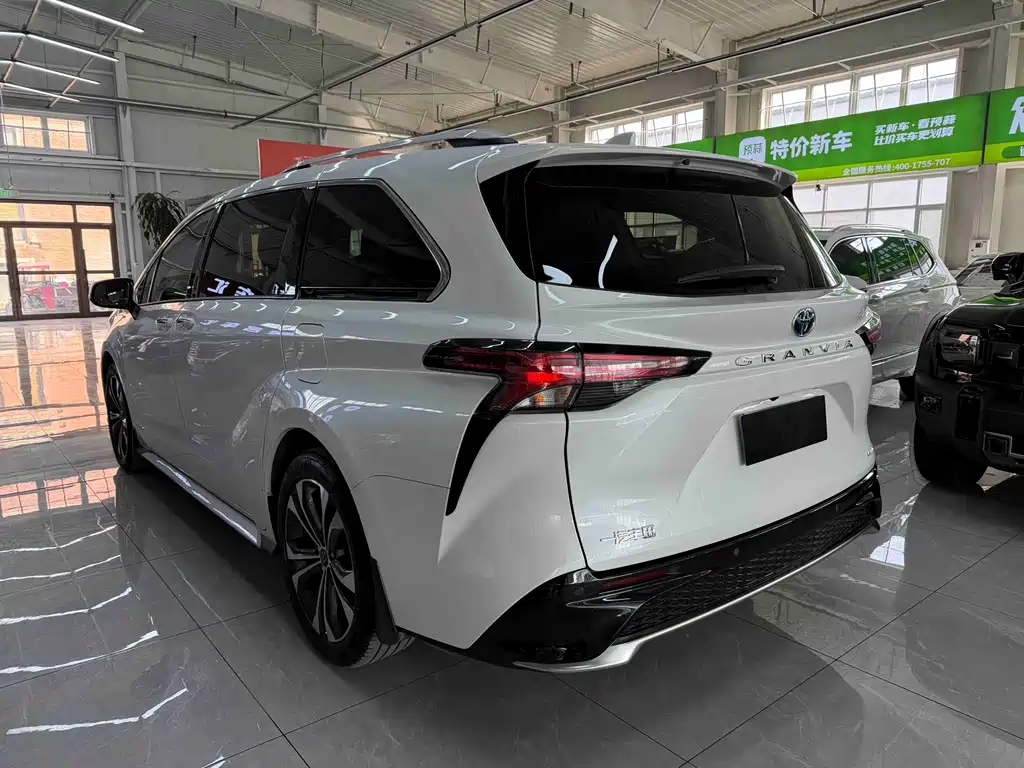 Grevia 2023 2.5L Hybrid Premium PLUS Edition купить на сайте DeffCars