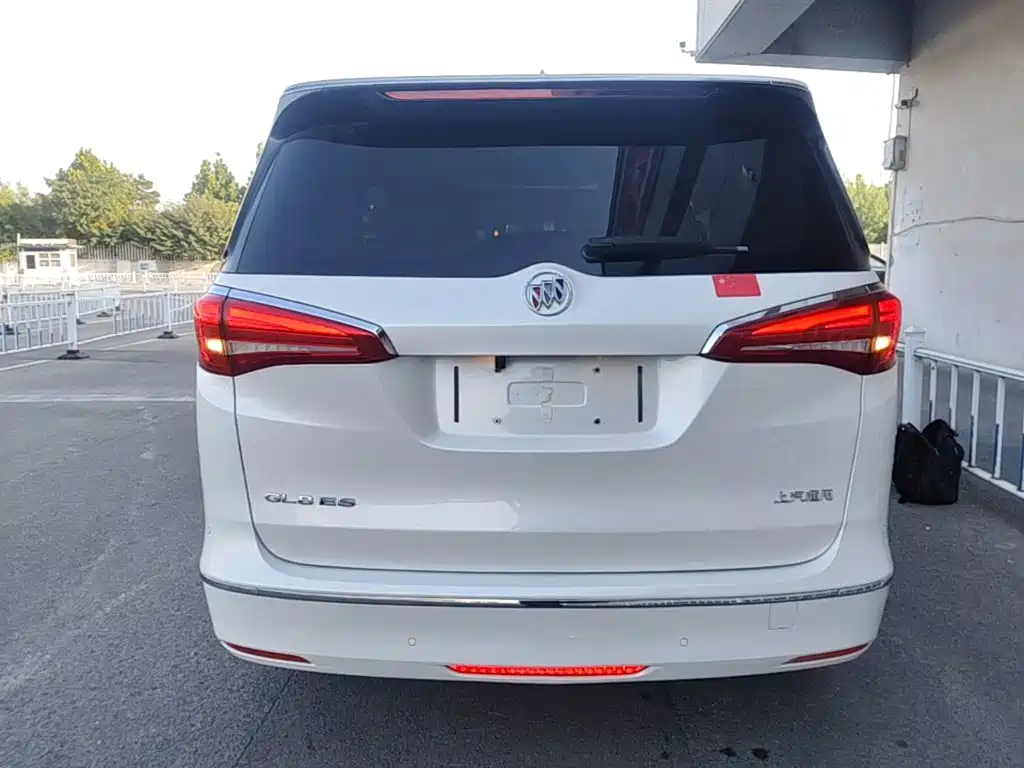 Buick GL8 2018 ES 28T Comfort Type National VI купить на сайте DeffCars