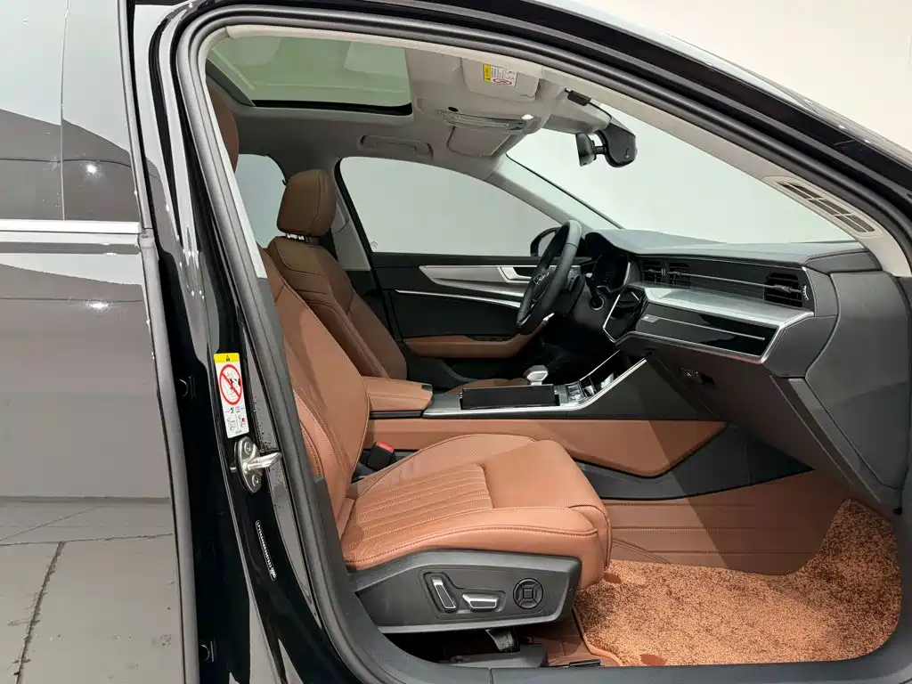 Audi A6L 2024 45 TFSI Premium Dynamic Model купить на сайте DeffCars
