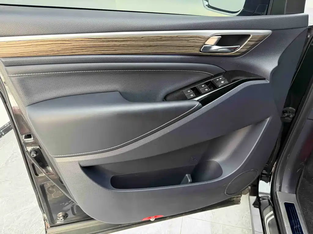 Trumpchi M8 2021 Lingxiu Series 390T Premium Edition купить на сайте DeffCars