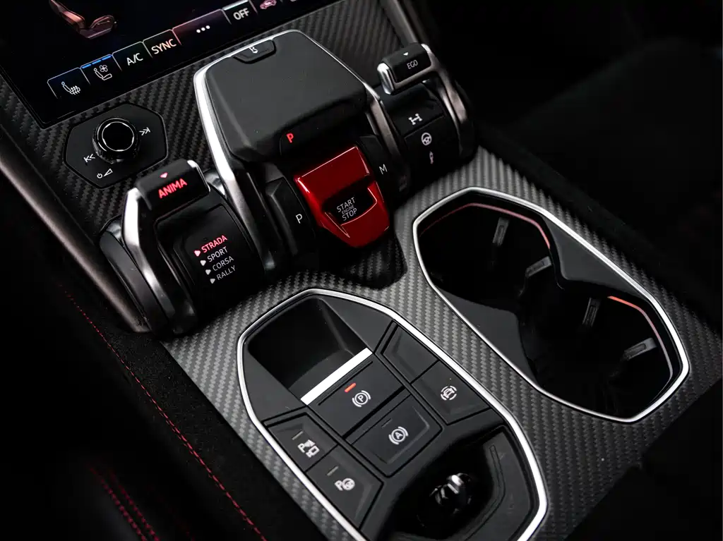 Urus 2022 4.0T V8 Performante купить на сайте DeffCars