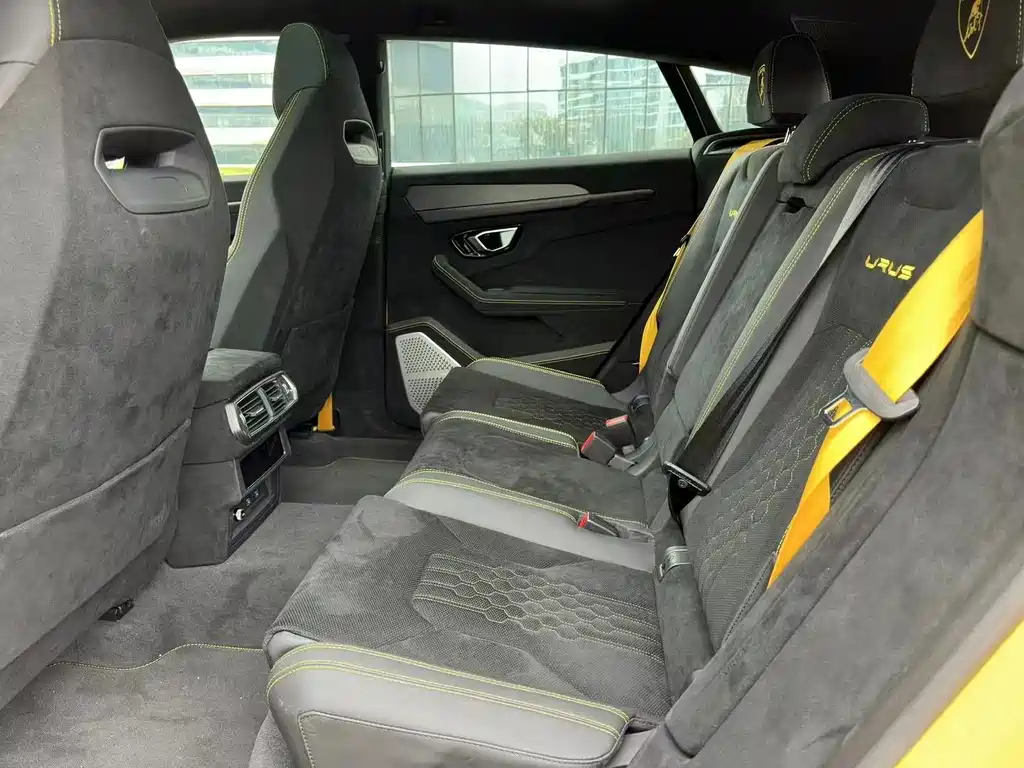 Urus 2022 4.0T V8 Performante купить на сайте DeffCars