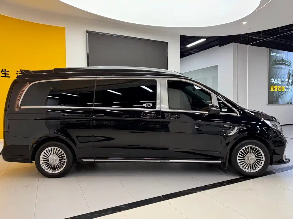 Vito 2023 2.0T Business Edition 7 seats купить на сайте DeffCars