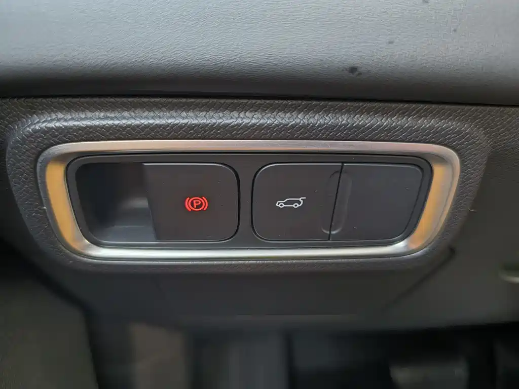 Jietu Liberty 2025 1.5TD DCT discovered купить на сайте DeffCars