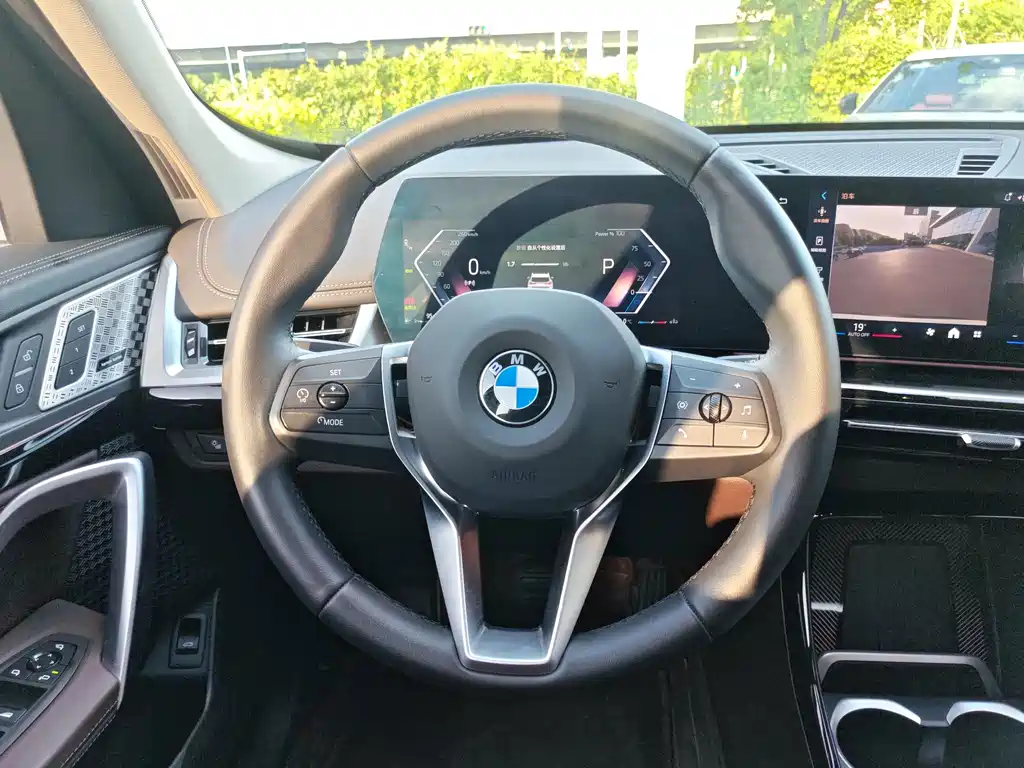 BMW X1 2023 xDrive25Li X Design Package купить на сайте DeffCars