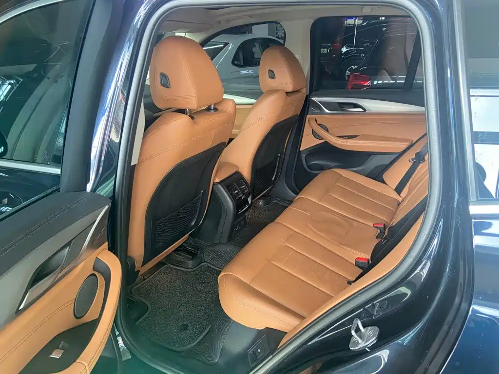 BMW iX3 2021 innovative model купить на сайте DeffCars