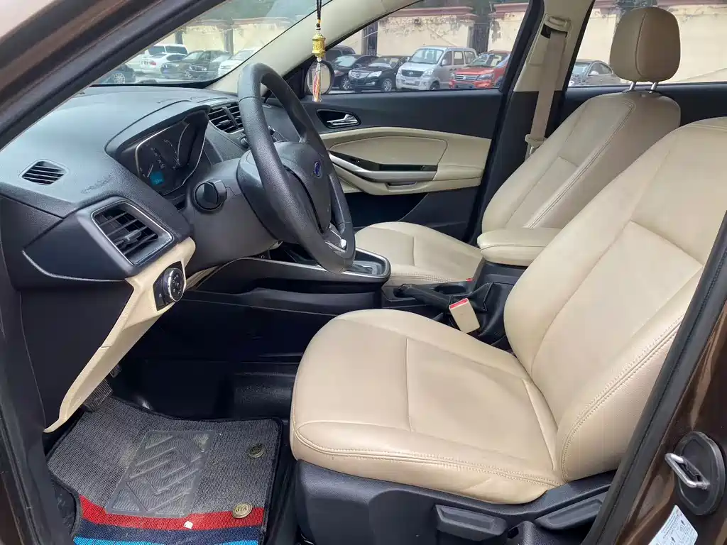 Escort 2017 facelift 1.5L automatic comfort model купить на сайте DeffCars