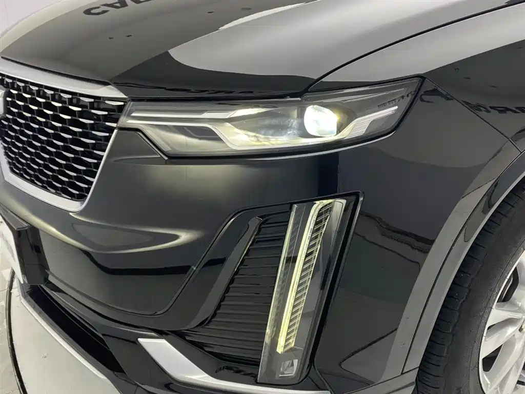 Cadillac XT6 2021 2.0T seven-seat four-wheel drive stylish model купить на сайте DeffCars