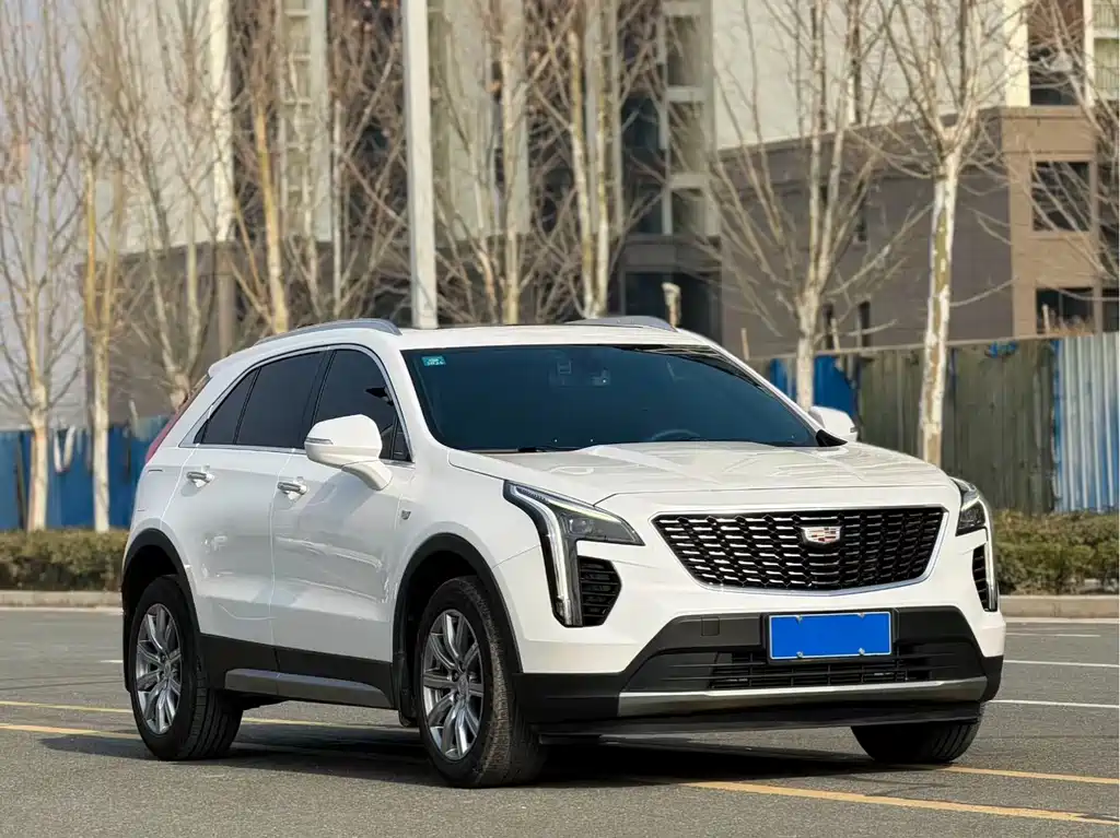 Cadillac XT4 2021 28T two-wheel drive luxury model купить на сайте DeffCars