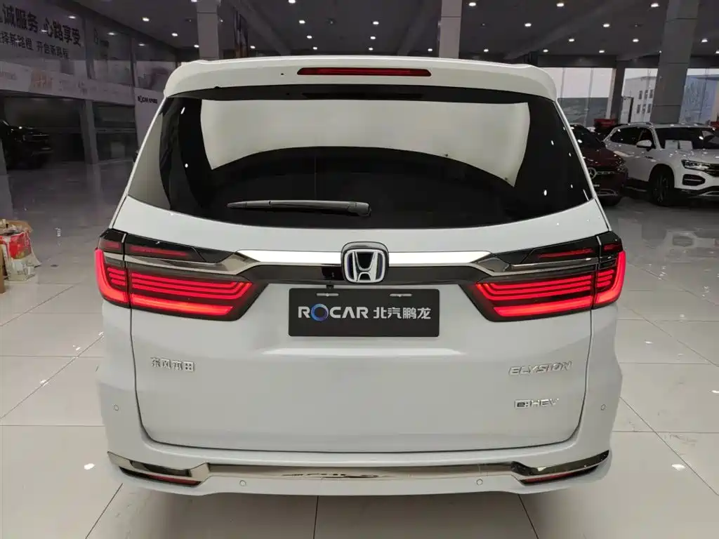 Alison 2024 2.0L e:HEV Deluxe Edition купить на сайте DeffCars
