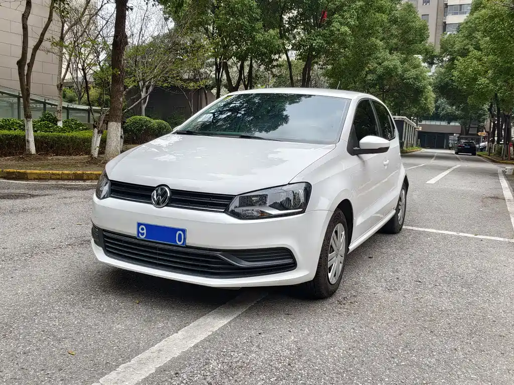 Polo 2018 1.5L automatic safe driving model купить на сайте DeffCars
