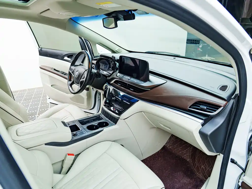 Buick GL8 2022 Land Business Class 652T Luxury купить на сайте DeffCars