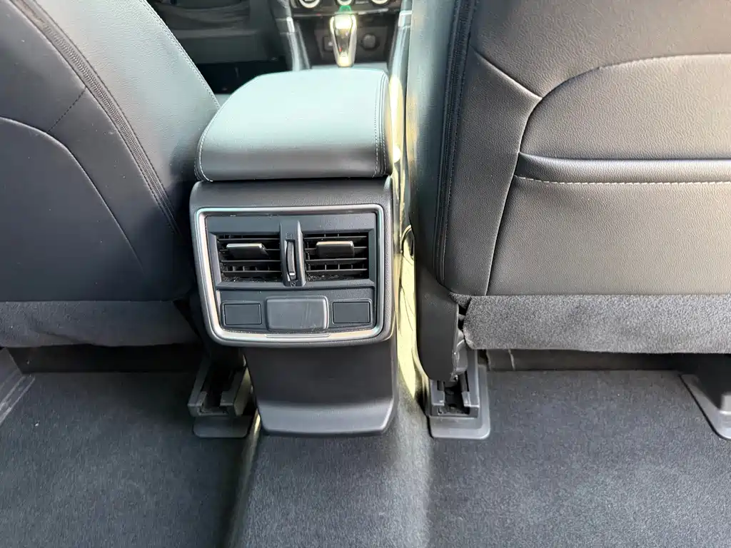 Forester 2022 2.0i AWD Deluxe Edition EyeSight купить на сайте DeffCars