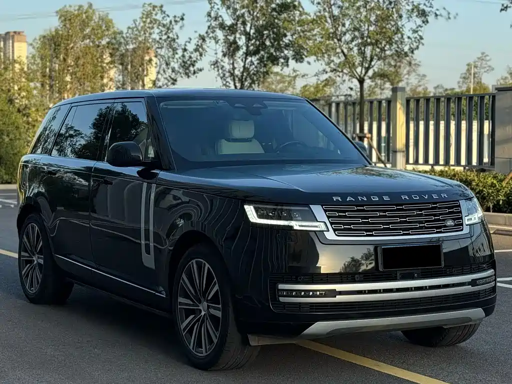 Range Rover 2024 3.0 L6 400PS Extended Edition купить на сайте DeffCars