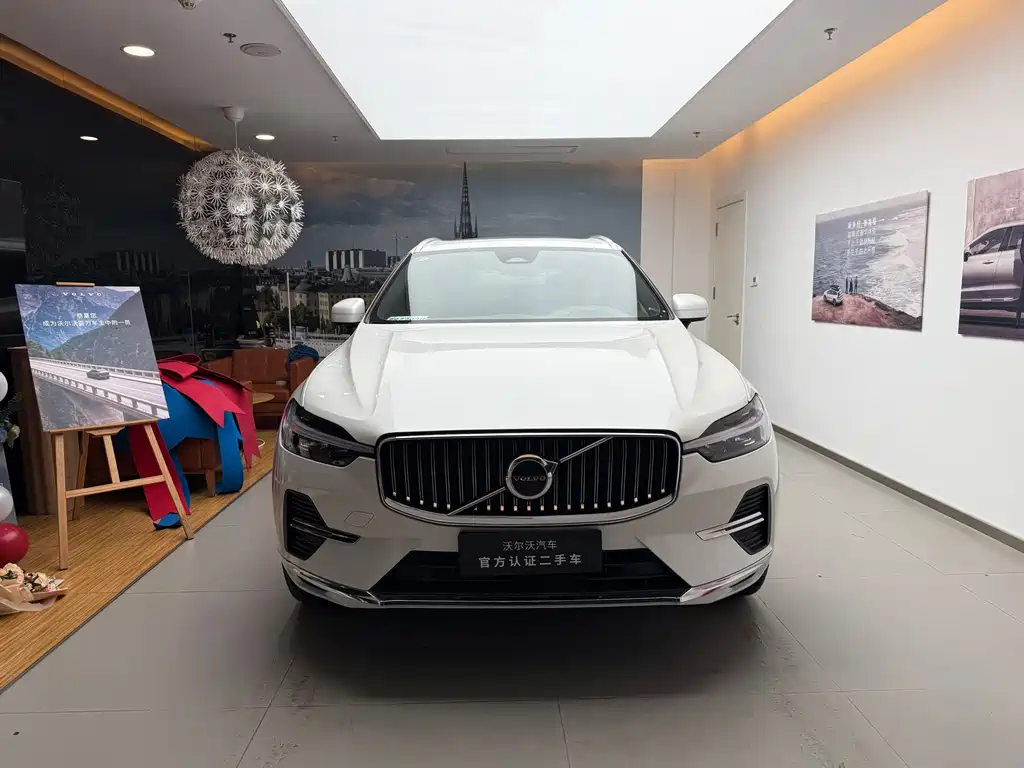 Volvo XC60 2024 B5 four-wheel drive Zhiyuan Deluxe Edition купить на сайте DeffCars