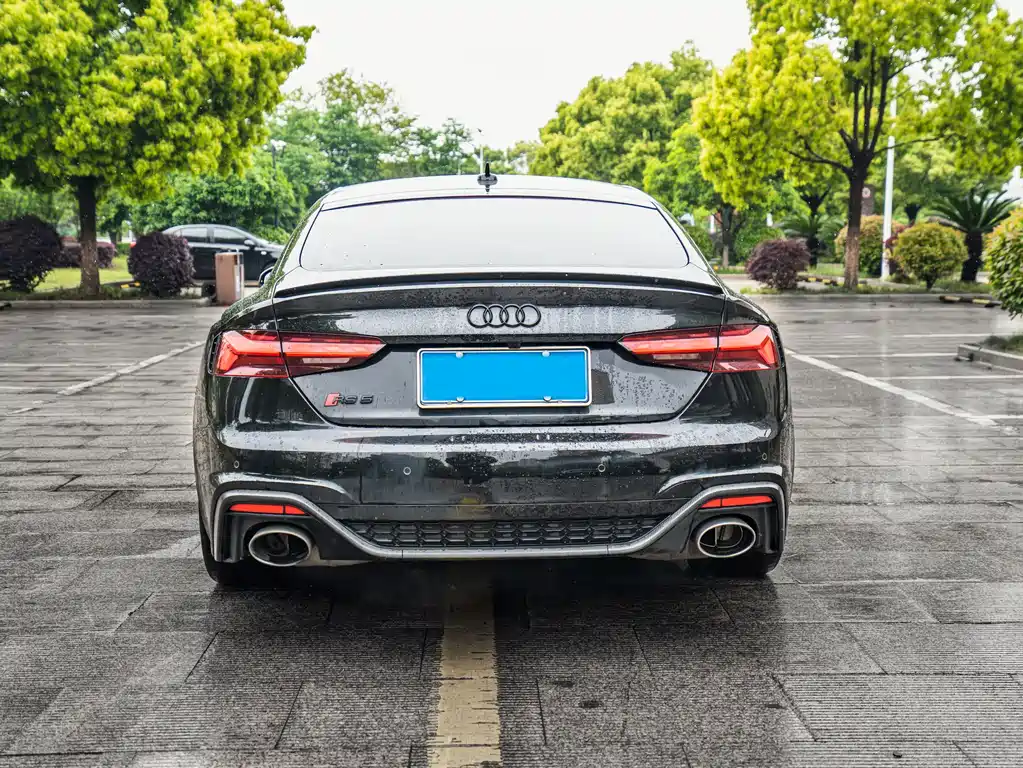 Audi RS 5 2023 RS 5 2.9T Sportback Dark Gold Edition купить на сайте DeffCars