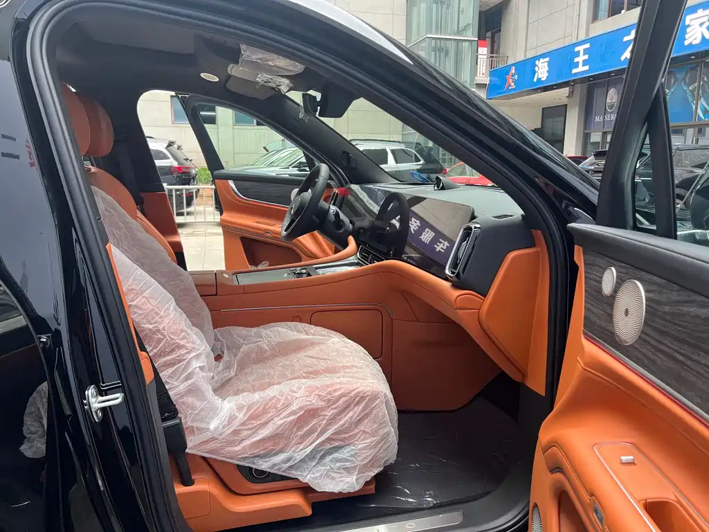 Wenjie M9 2024 extended range Max version 42kWh 6-seater version купить на сайте DeffCars