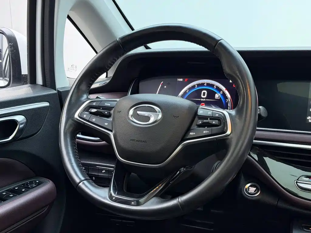 Trumpchi M6 2021 270T DCT Exclusive Edition (seven seats) купить на сайте DeffCars