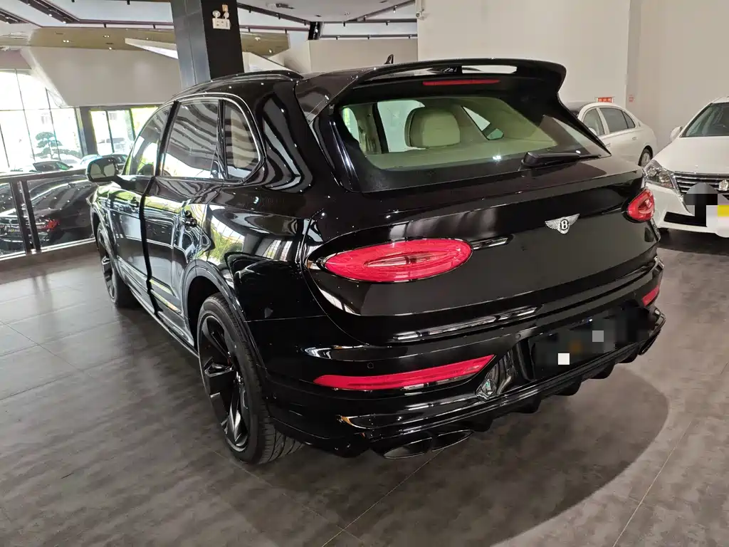 Bentayga 2021 4.0T V8 купить на сайте DeffCars