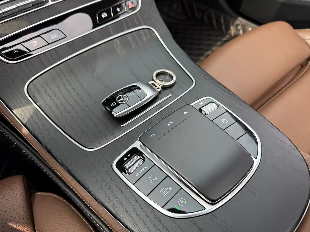 Mercedes-Benz E-Class 2023 facelift E 260 L sporty купить на сайте DeffCars