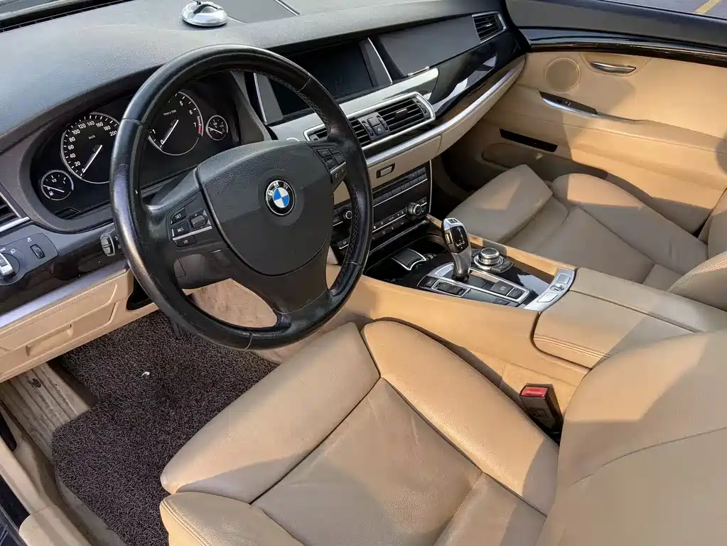 BMW 5 Series GT 2011 535i xDrive luxury model купить на сайте DeffCars