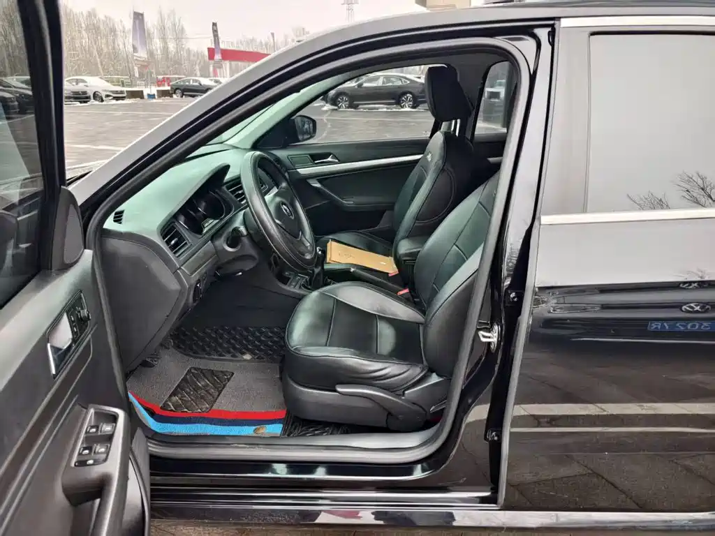 Lavida 2019 Lavida Qihang 1.5L Manual Fashion Edition National VI купить на сайте DeffCars