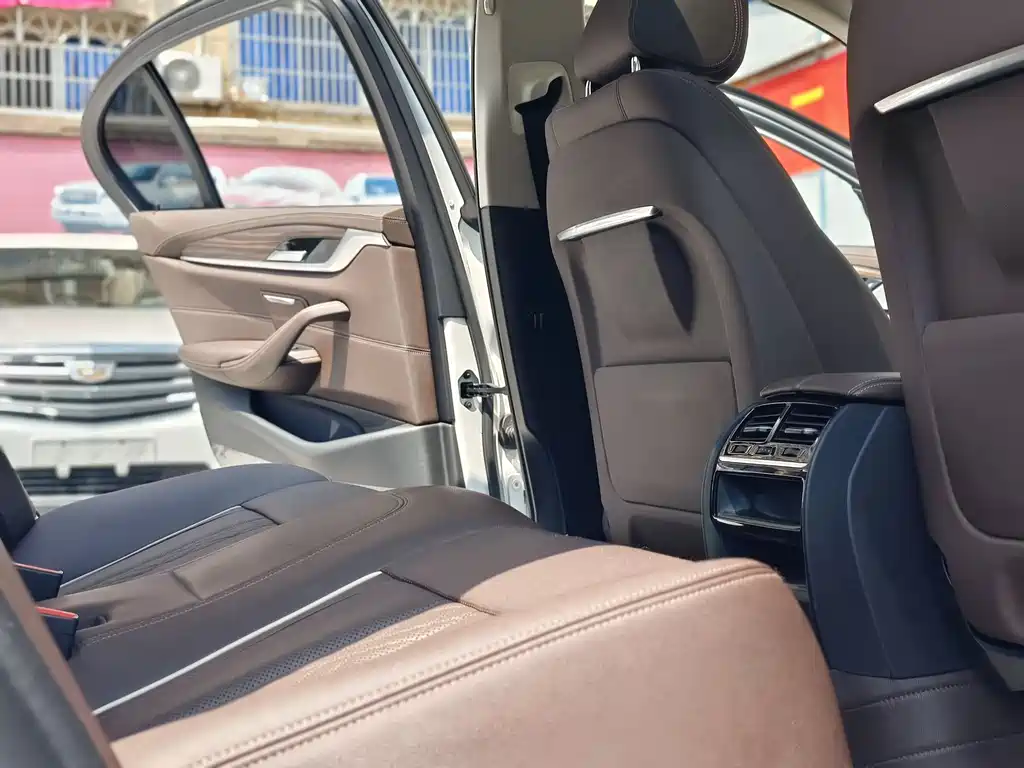 BMW 5 Series 2021 530Li Leading Luxury Package купить на сайте DeffCars