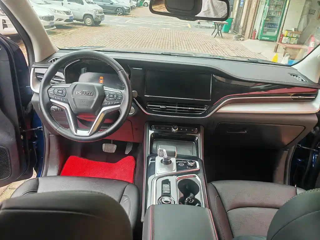 D-MAX 2023 1.9T automatic four-wheel drive V-CROSS joy collar type купить на сайте DeffCars