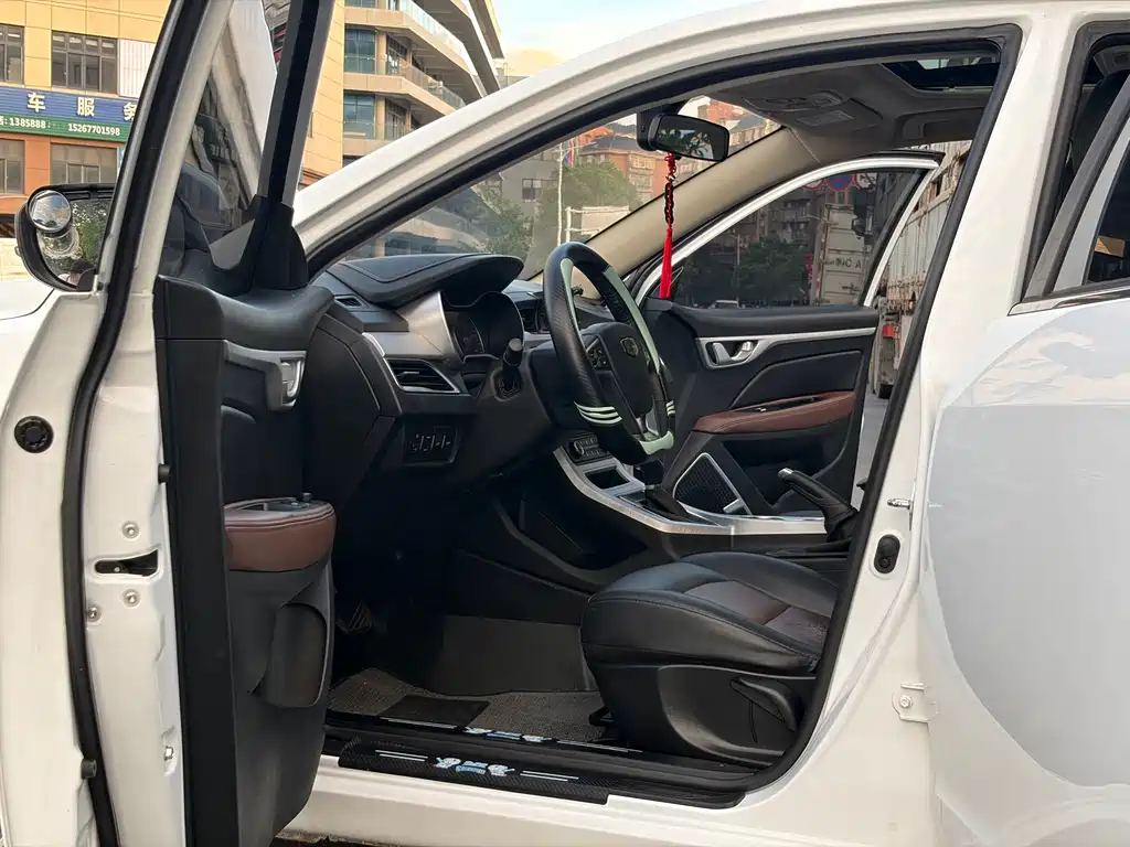 Vision 2019 Upgraded 1.5L CVT Premium Country VI купить на сайте DeffCars