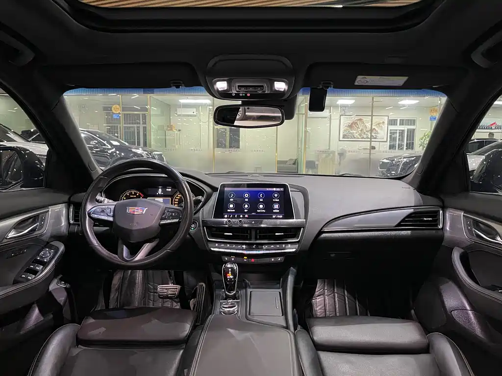 Cadillac CT5 2020 28T leading sports model купить на сайте DeffCars