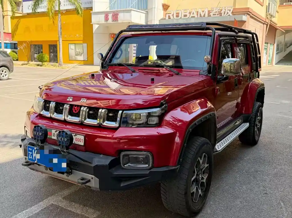 Beijing Off-Road BJ40 2019 PLUS 2.3T Automatic Four-wheel Drive Exclusive Edition National VI купить на сайте DeffCars