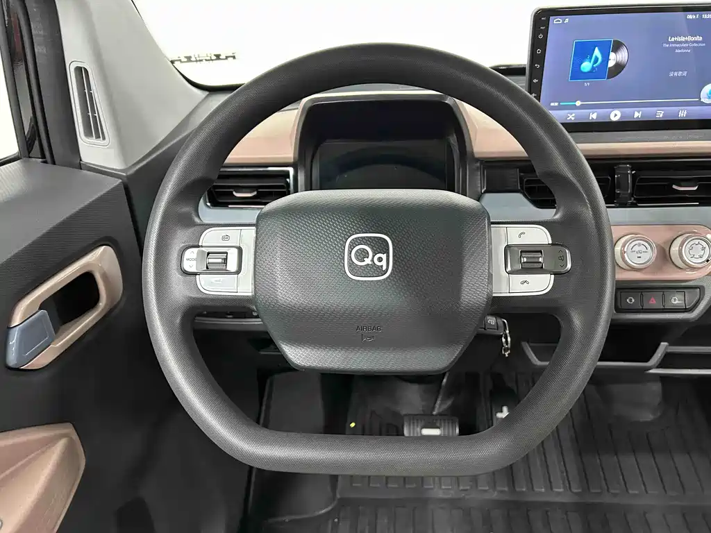 QQ Ice Cream 2024 Model 205km Sundae Pro купить на сайте DeffCars