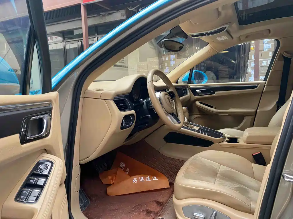 Macan 2014 Macan 2.0T купить на сайте DeffCars