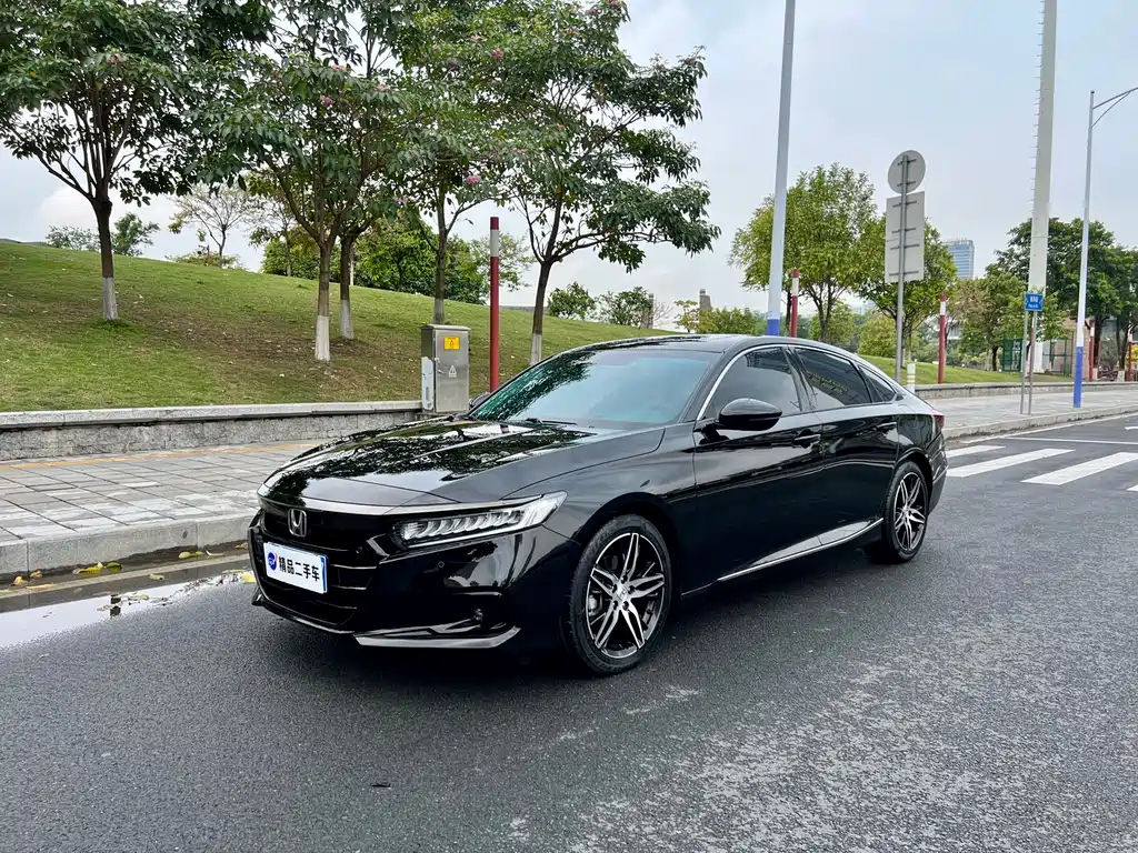 Accord 2022 260TURBO Magic Night Premium Edition купить на сайте DeffCars