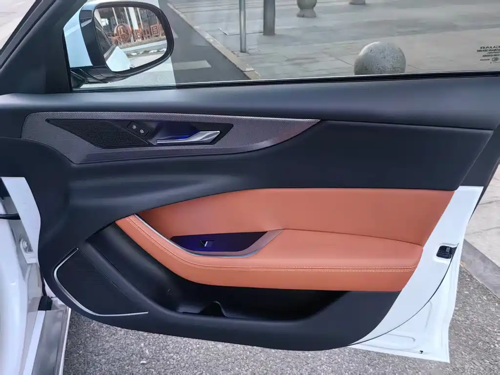 Jaguar XEL 2021 2.0T 250PS R-DYNAMIC SE Technology Sports Edition купить на сайте DeffCars