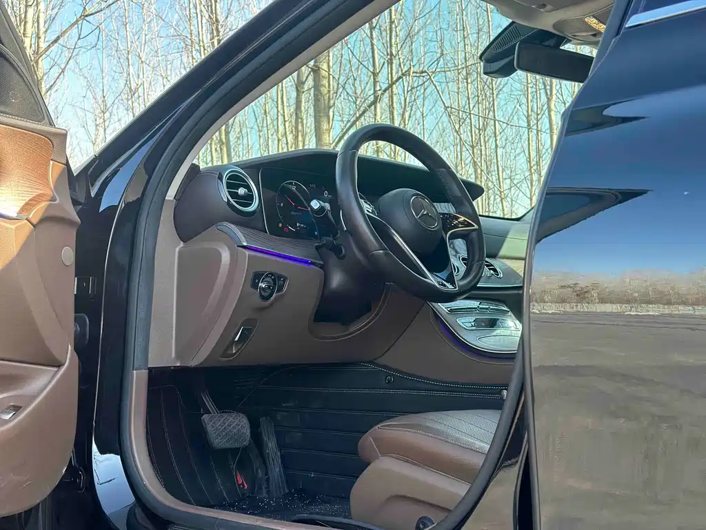 Mercedes-Benz E-Class 2022 E 300 L Luxury Model купить на сайте DeffCars