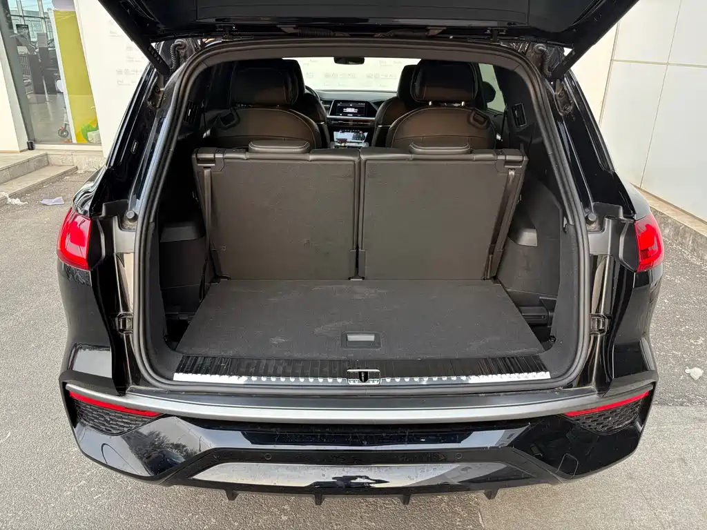 Audi Q6 2024 45 TFSI quattro Black Warrior Edition 6 seats купить на сайте DeffCars