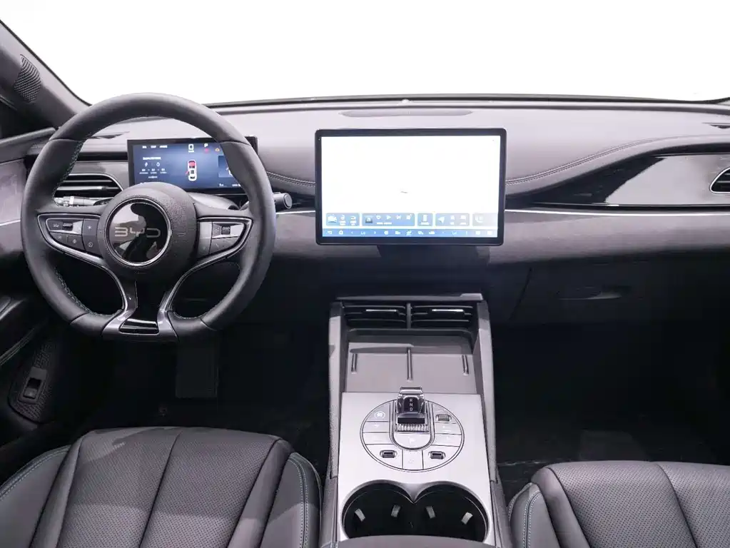 Seal 06 2025 DM-i smart driving version 80KM luxury model купить на сайте DeffCars