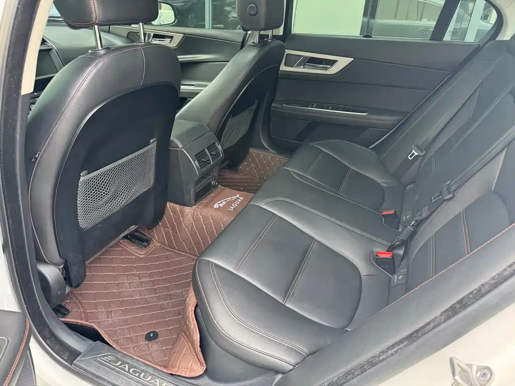 Jaguar XEL 2018 2.0T 250PS Exclusive Edition купить на сайте DeffCars