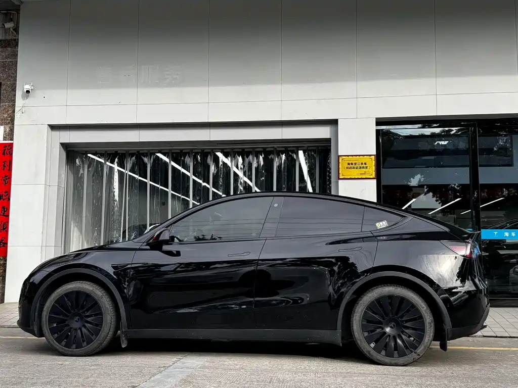 Model Y 2022 facelift rear-wheel drive version купить на сайте DeffCars