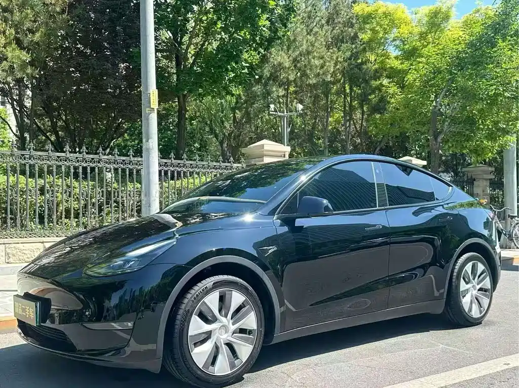 Model Y 2023款 长续航全轮驱动版 купить на сайте DeffCars