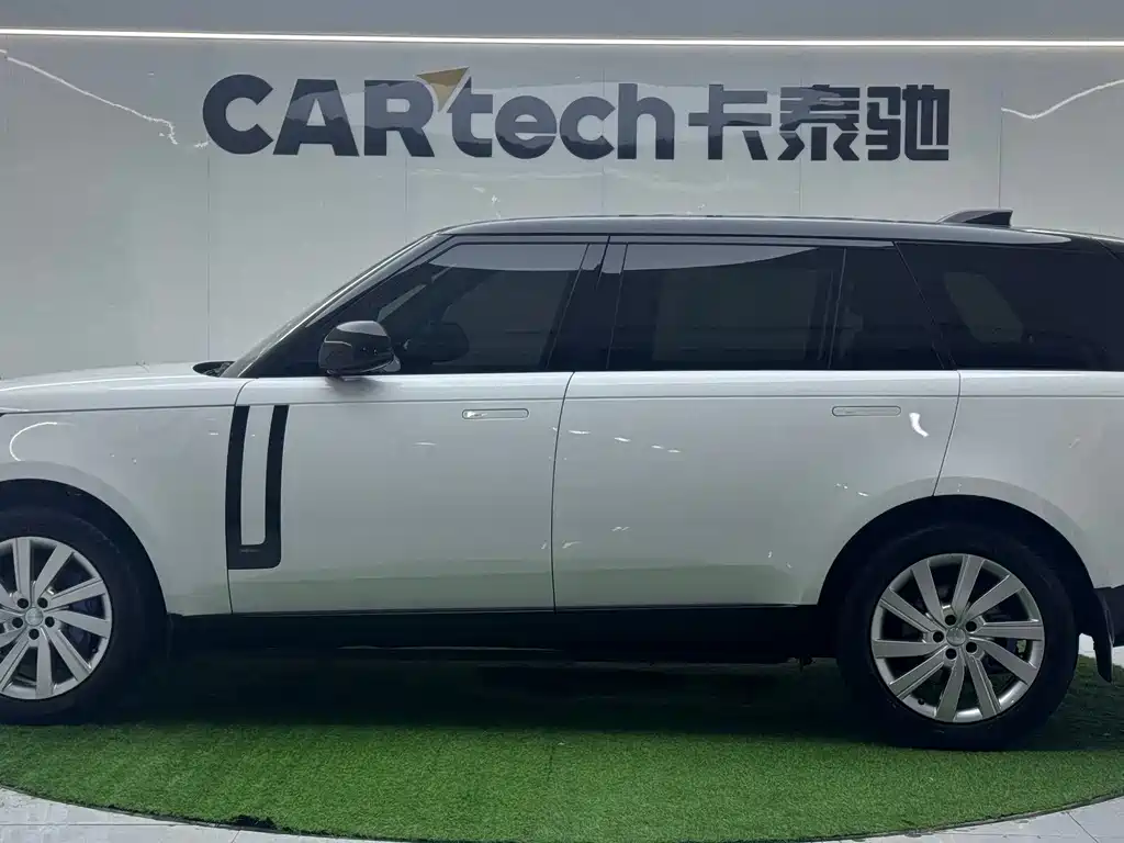 Range Rover 2024 3.0 L6 400PS Extended Edition, seven seats купить на сайте DeffCars