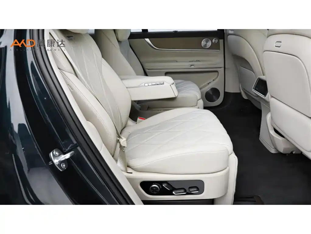 Wenjie M9/25 models/pure electric Ultra version 100kWh 6 seats купить на сайте DeffCars