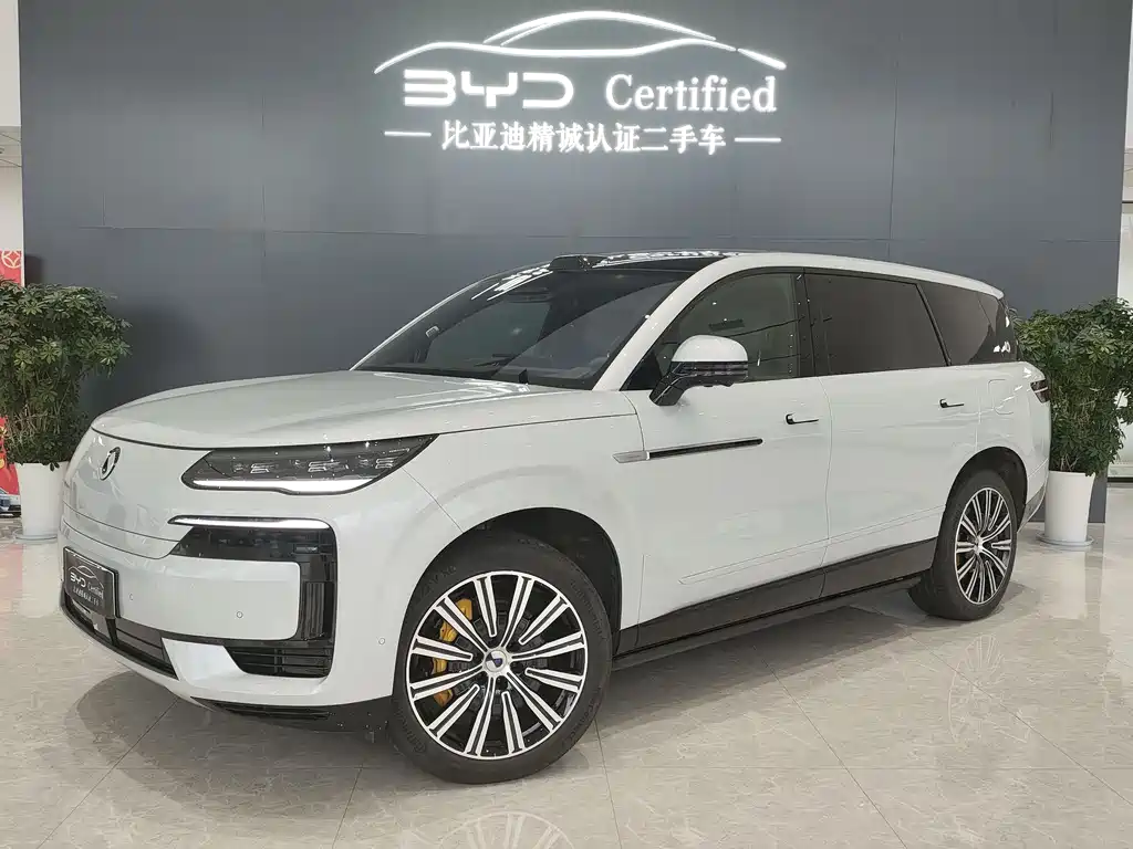 Denza N9 2025 Honor Model купить на сайте DeffCars