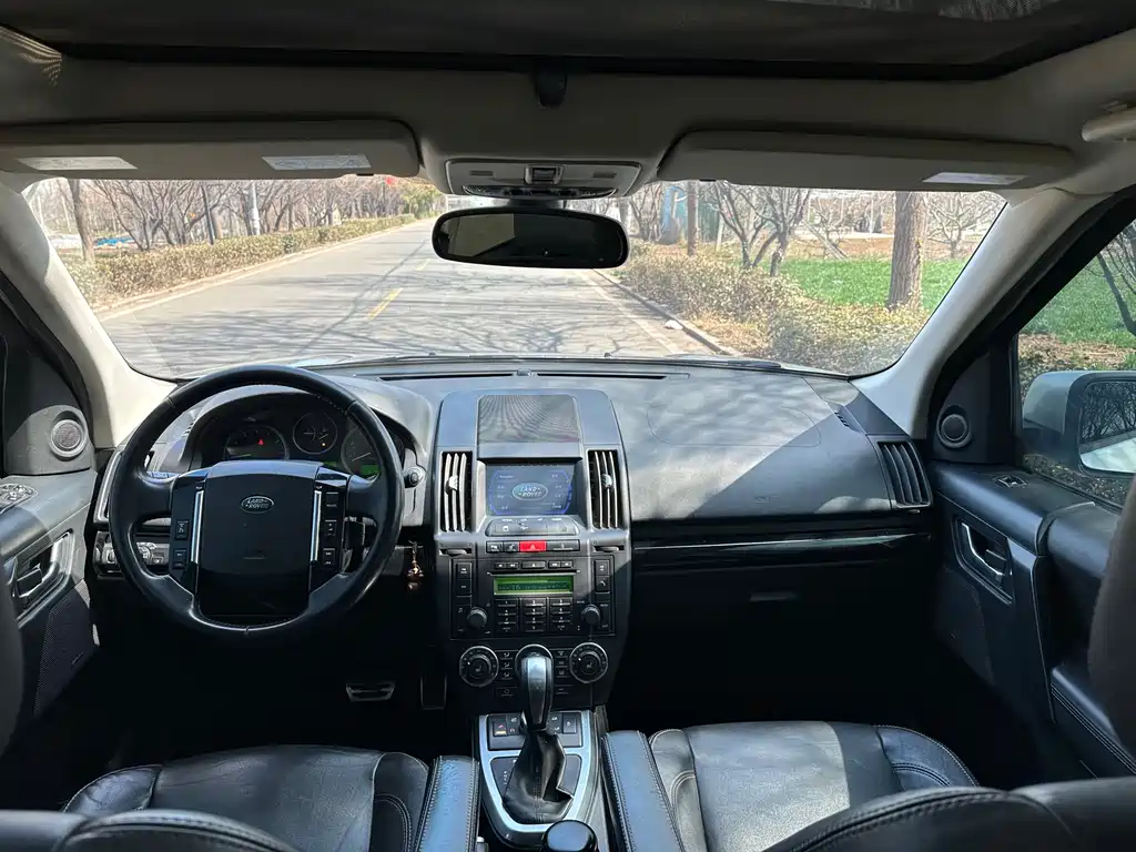 Freelander 2 2012 2.0T Si4 HSE gasoline version купить на сайте DeffCars