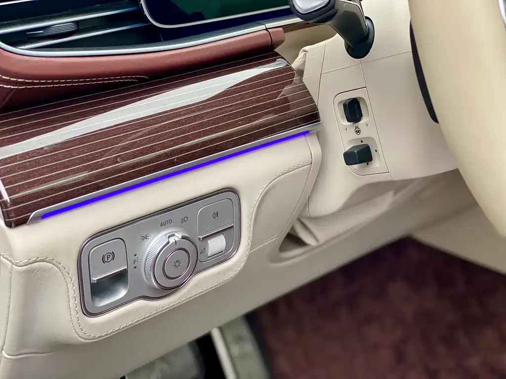 Maybach GLS 2022 GLS 480 4MATIC купить на сайте DeffCars