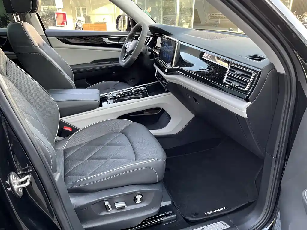 Touron 2022 380TSI four-wheel drive supreme flagship version купить на сайте DeffCars