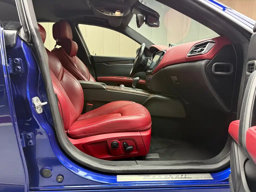 Ghibli 2018 facelift 3.0T standard version купить на сайте DeffCars