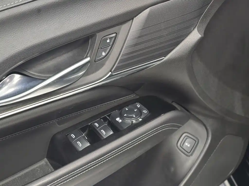 Cadillac CT4 2022 28T Fashion Model купить на сайте DeffCars