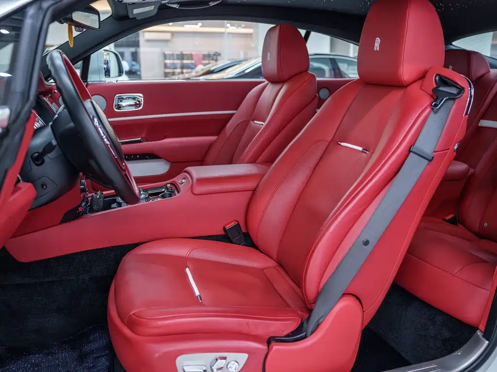 Phantom 2018 6.6T standard model купить на сайте DeffCars